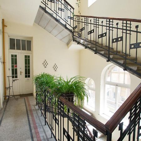 Antikvilla Apartman Szeged Ngoại thất bức ảnh