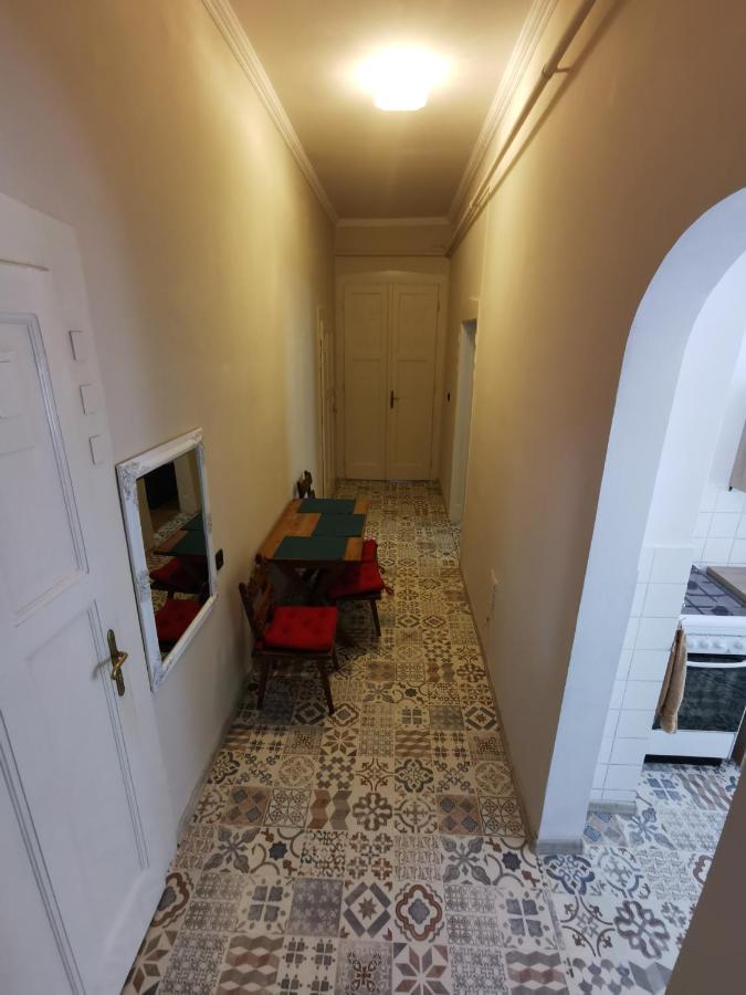 Antikvilla Apartman Szeged Ngoại thất bức ảnh